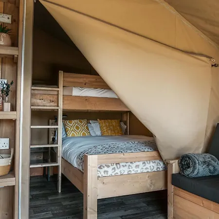Glamping At Macdonald'S Farm Hotel Saint Ervan Exterior photo
