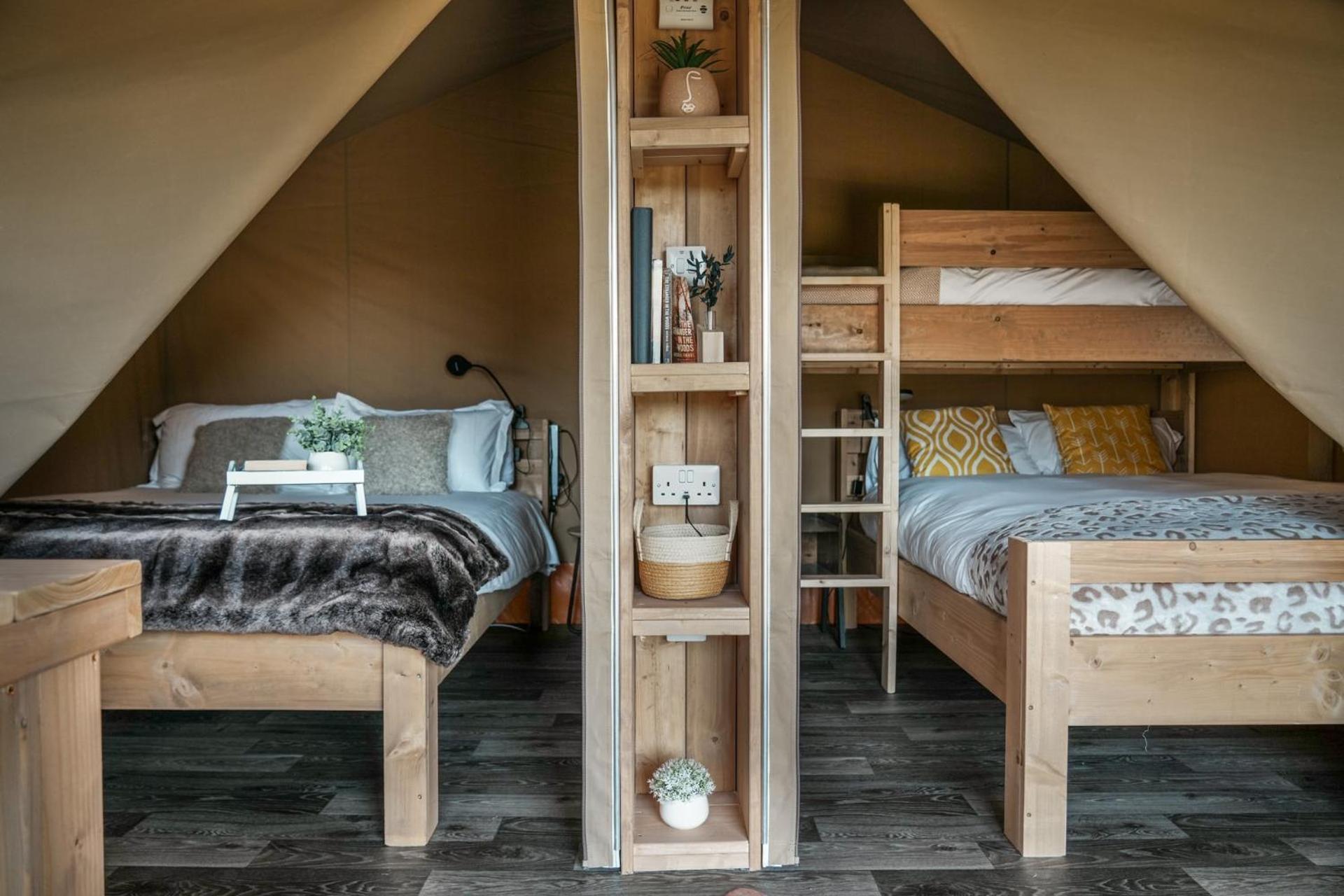 Glamping At Macdonald's Farm *
