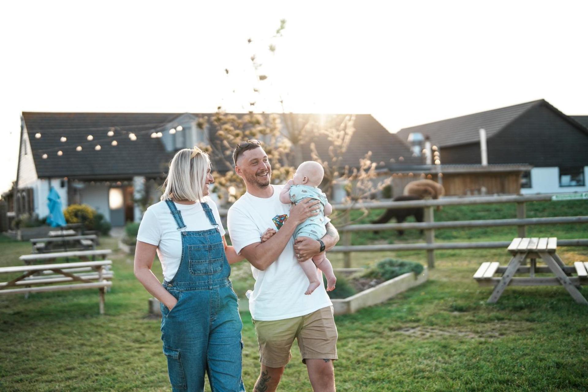 Luxury tent Glamping At Macdonald's Farm Saint Ervan