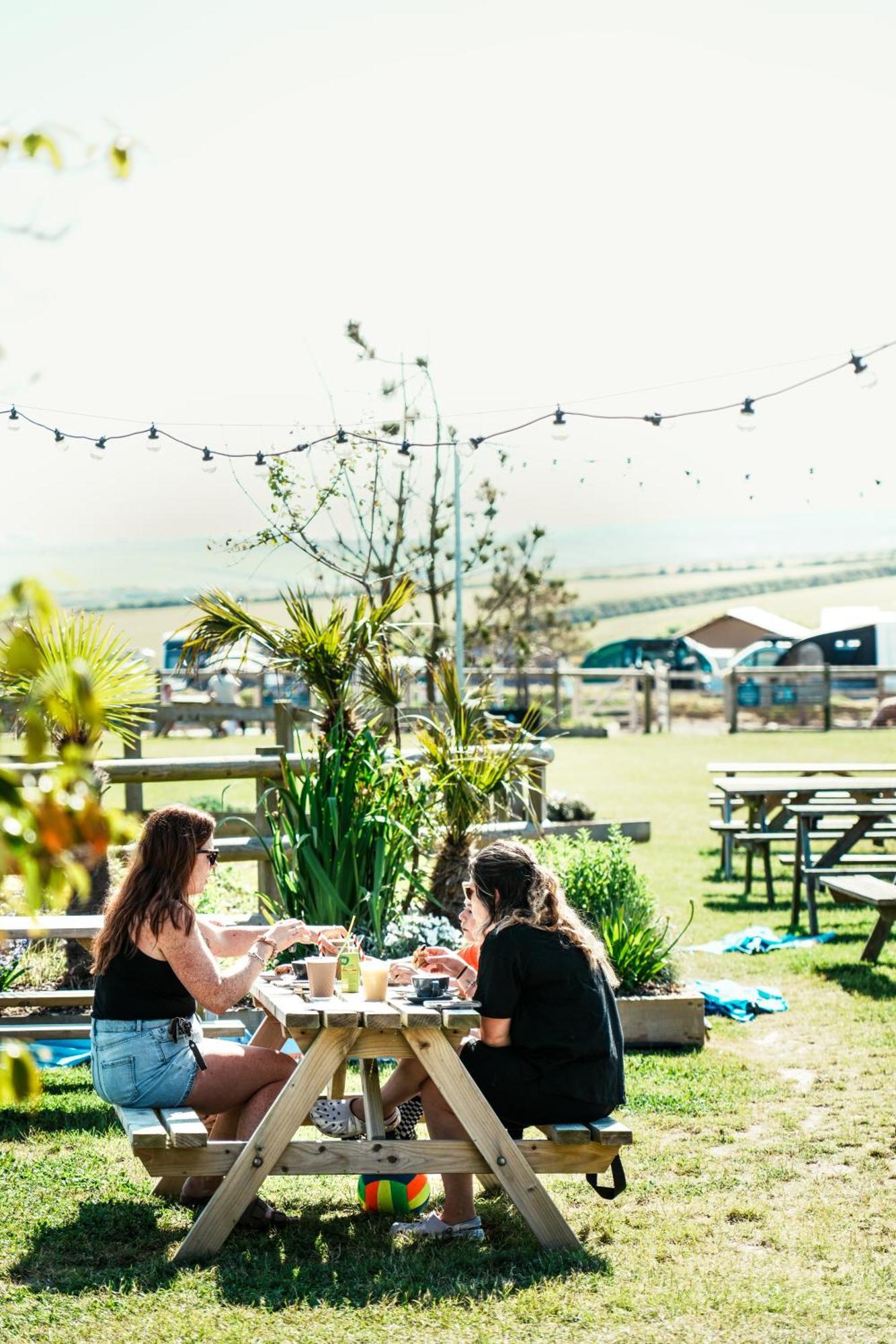 Luxury tent Glamping At Macdonald's Farm *
